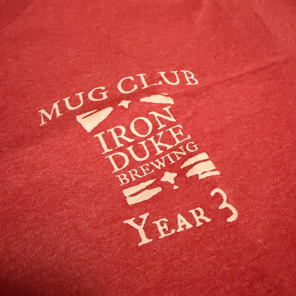 New without tags men’s tee